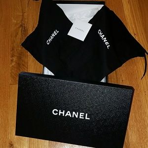 Chanel shoe box (authentic)